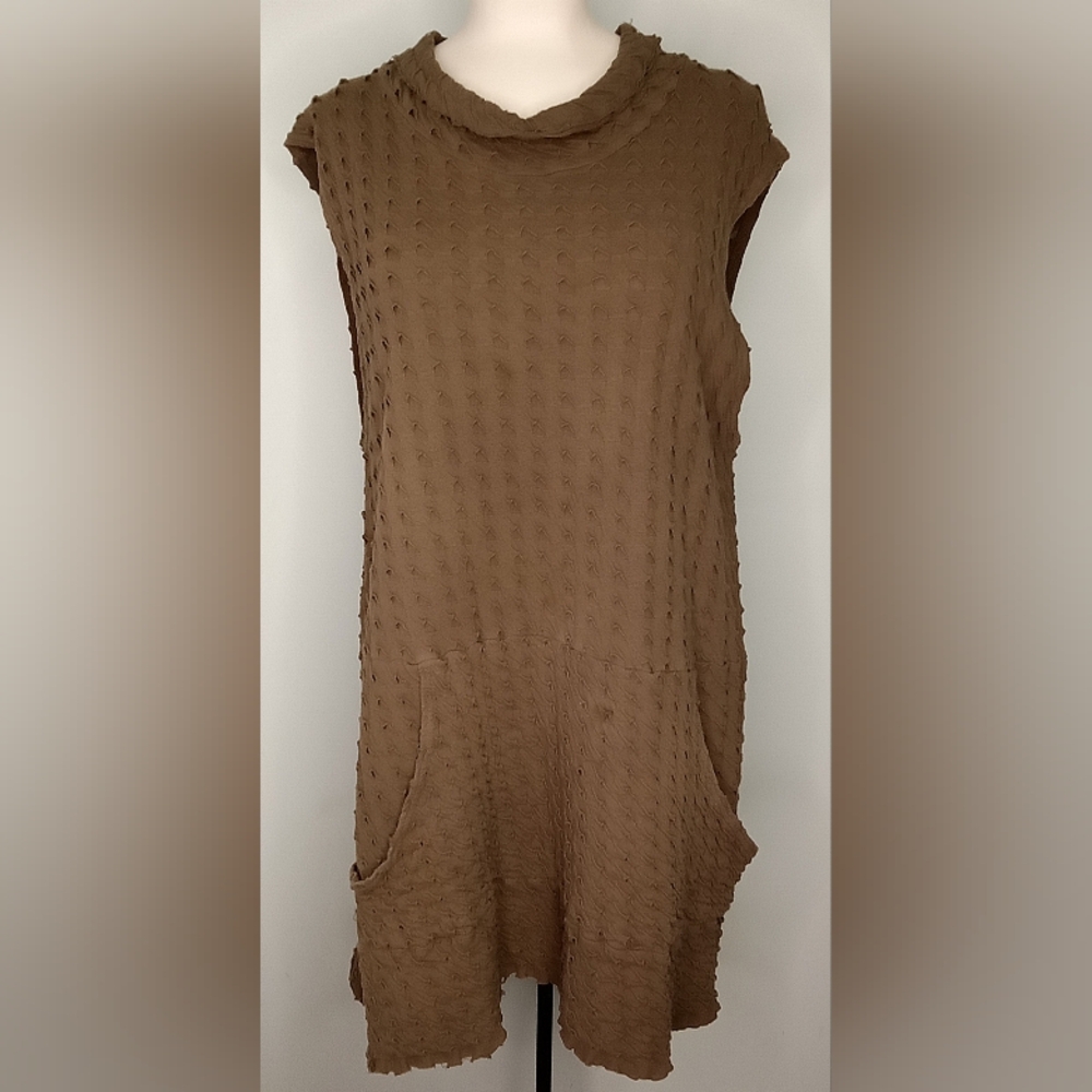 Cynthia Ashby tunic